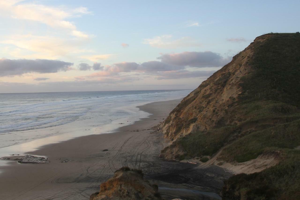 Toad Hall Baylys Beach Esterno foto